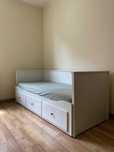 WEEKENDOWA OBNIŻKA | SPRZEDAM  leżankę HEMNES z IKEA z nowym materacem