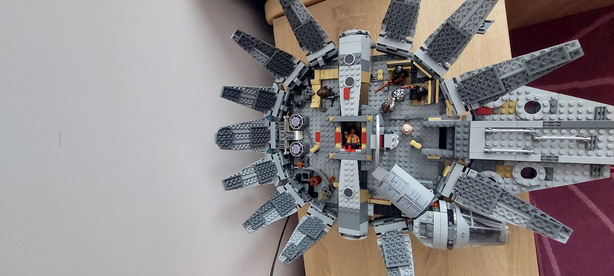 Lego Star Wars 75105 Millennium Falcon