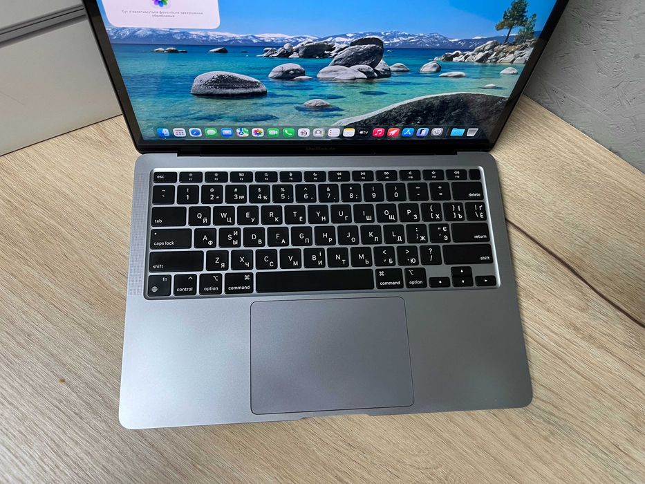 MacBook Air M1 16/256