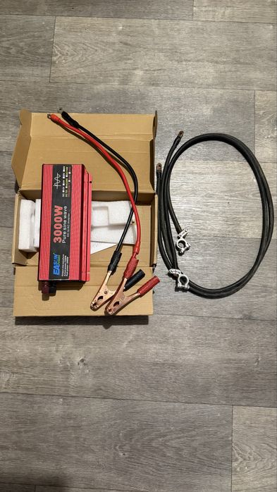 Перетворювач з 12 на 220