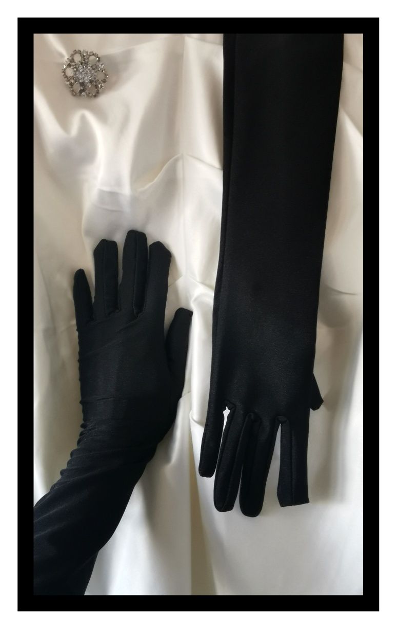 Zestaw imprezowy: Czarne rękawiczki oraz długi papieros/cygaretka