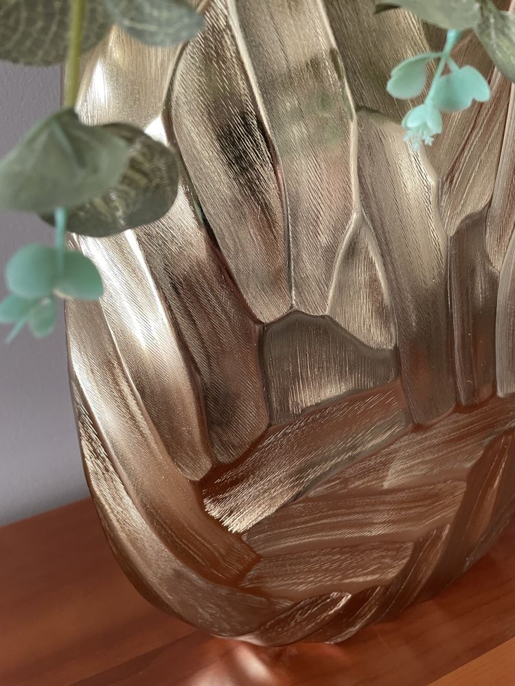 arranjo floral artificial