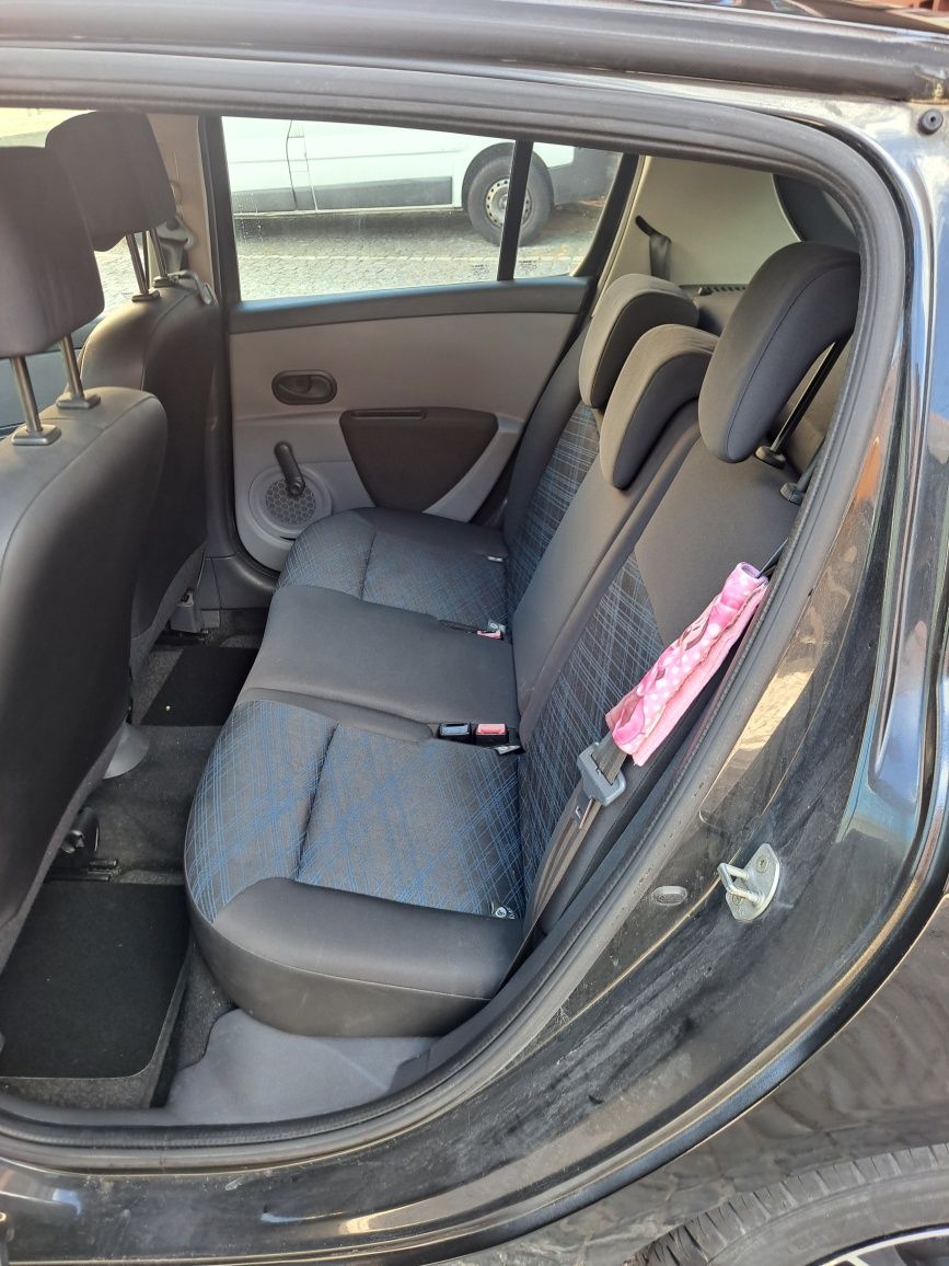 Renault Clio 1.5 dci 260 mil Bom estado