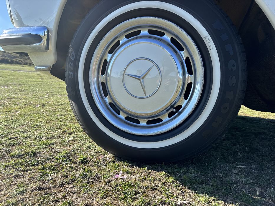 Mercedes w115 (excelente estado)