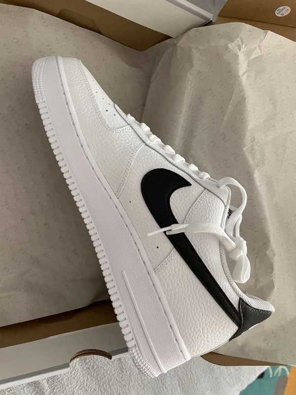 Nowe oryginalne buty Nike Air Force 1 07 R:40.5-45