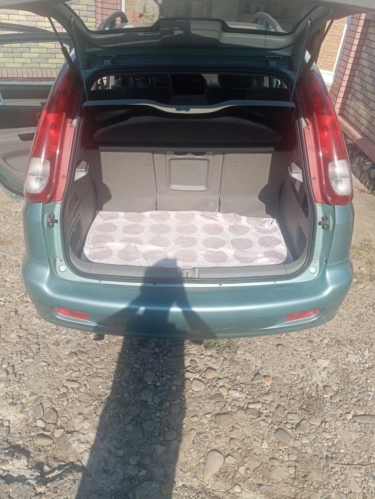 Автомобіль Daewoo Rezzo