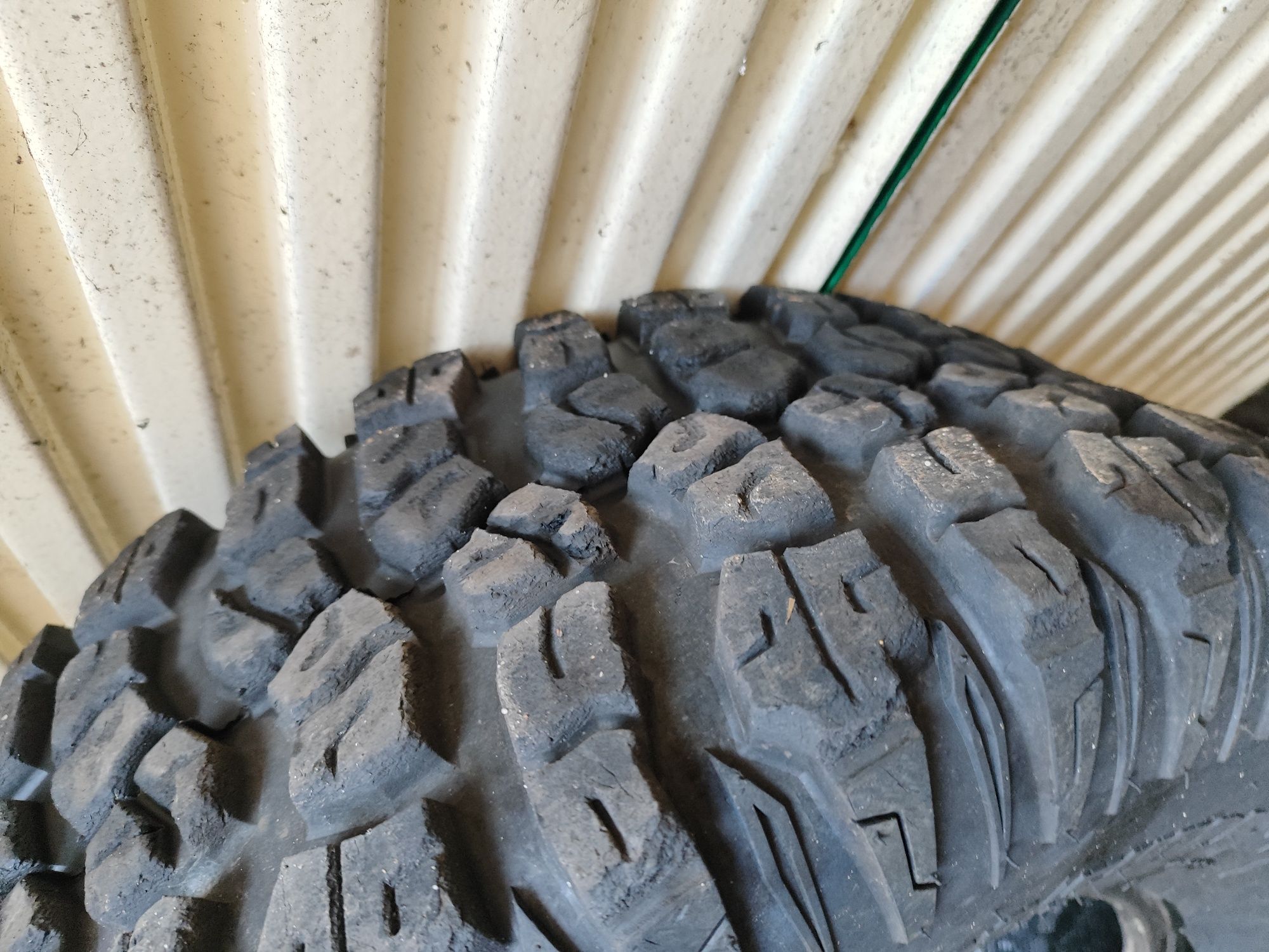 Pneus 30x10 r14 arisun
