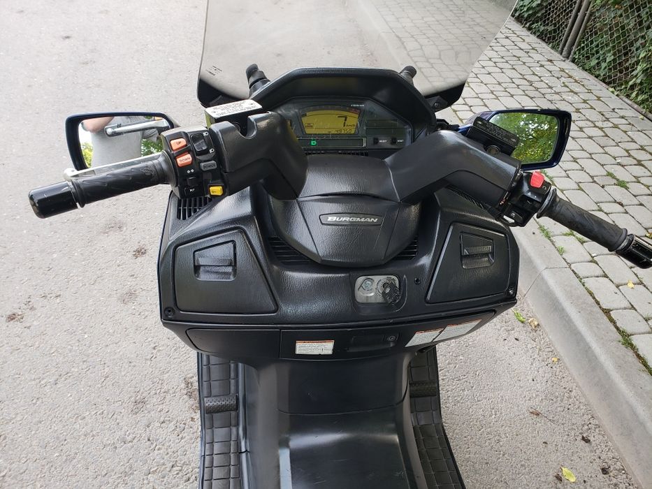 Suzuki Burgman AN650 SkyWave