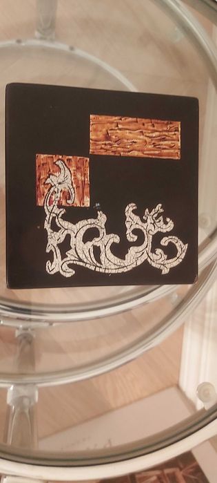 Kasetka z laki chińskiej