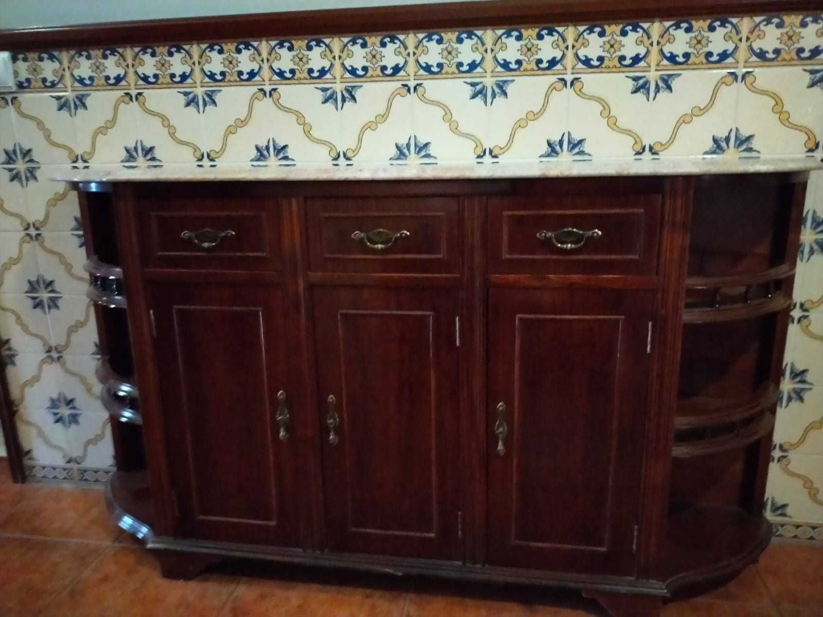 Sapateira/Aparador com espelho
