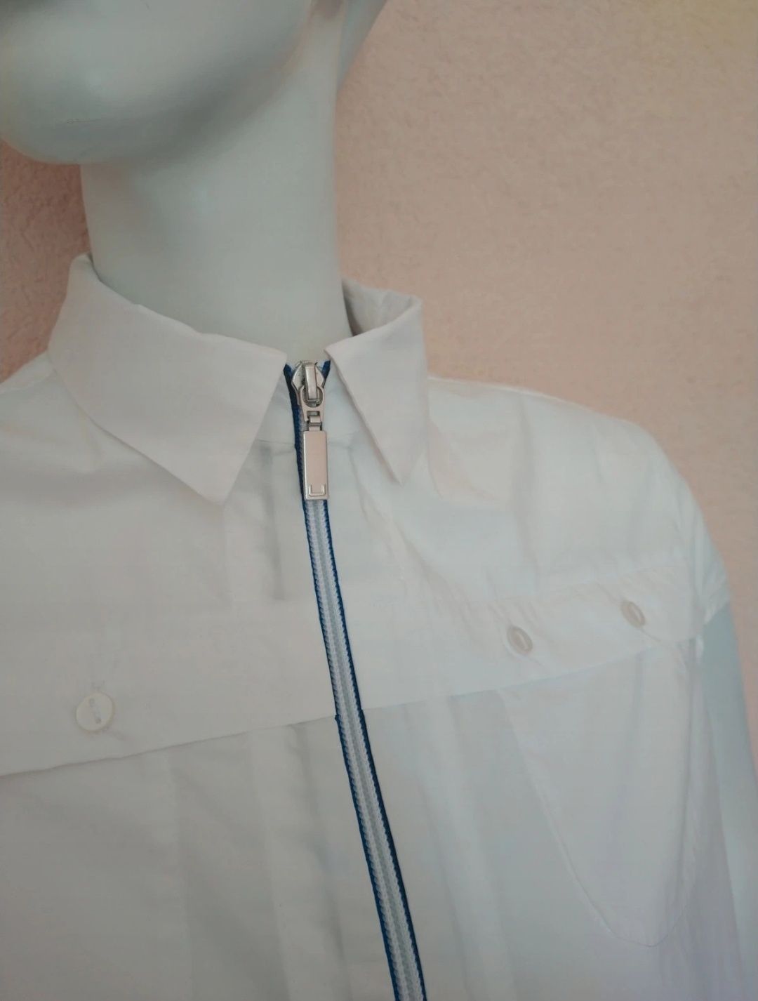 Blusa branca Adolfo Dominguez