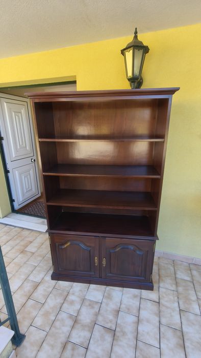 Vendo estante sala salão escritório em mogno como nova