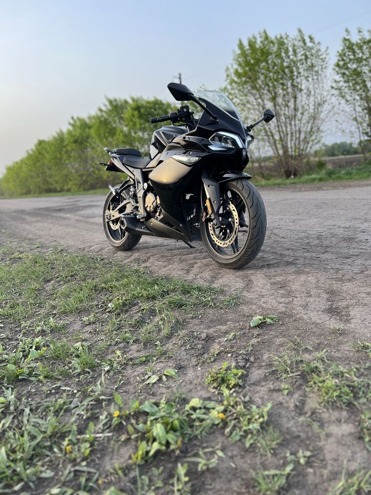 мотоцикл Voge 300 rr