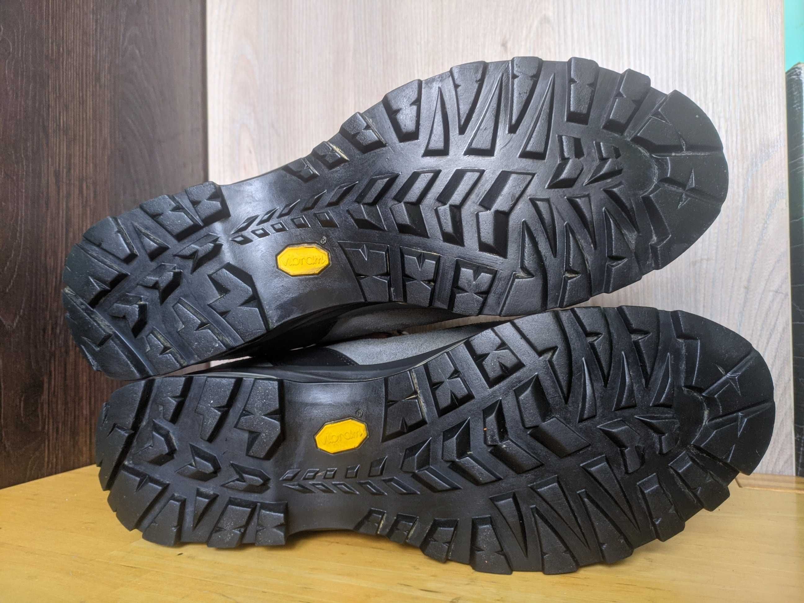 Ботинки треккинговые водостойкие кожаные Sсarpa Gore-Tex