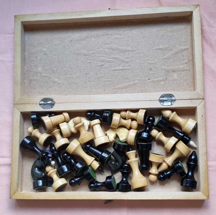 Набор деревянных шахмат, доска 29х29 см