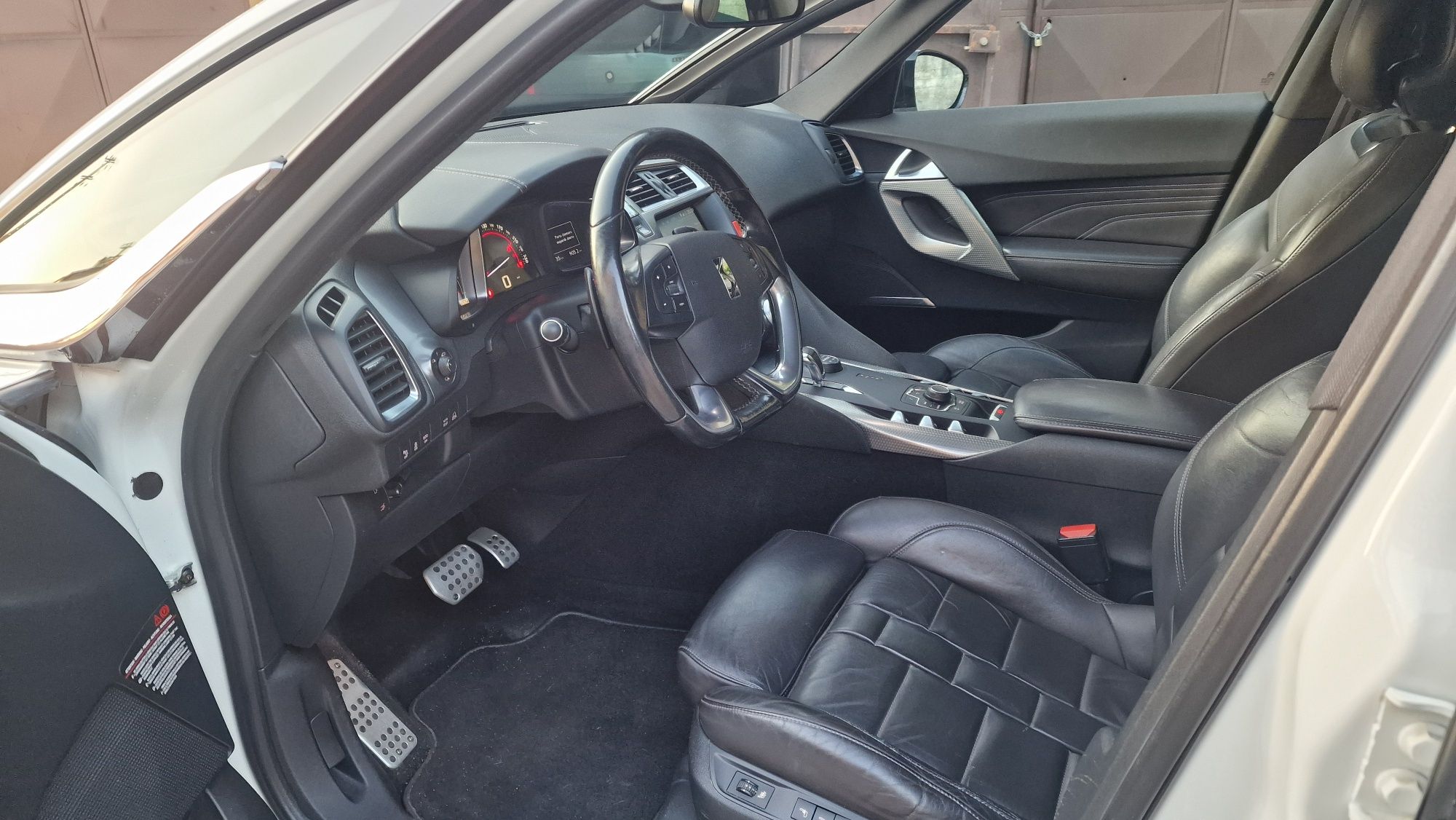Citroen ds5 hybrid sport chick