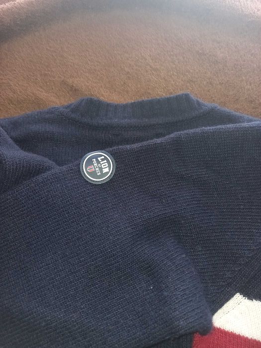 Vendo Camisola Criança Porches em Excelente estado de conservação