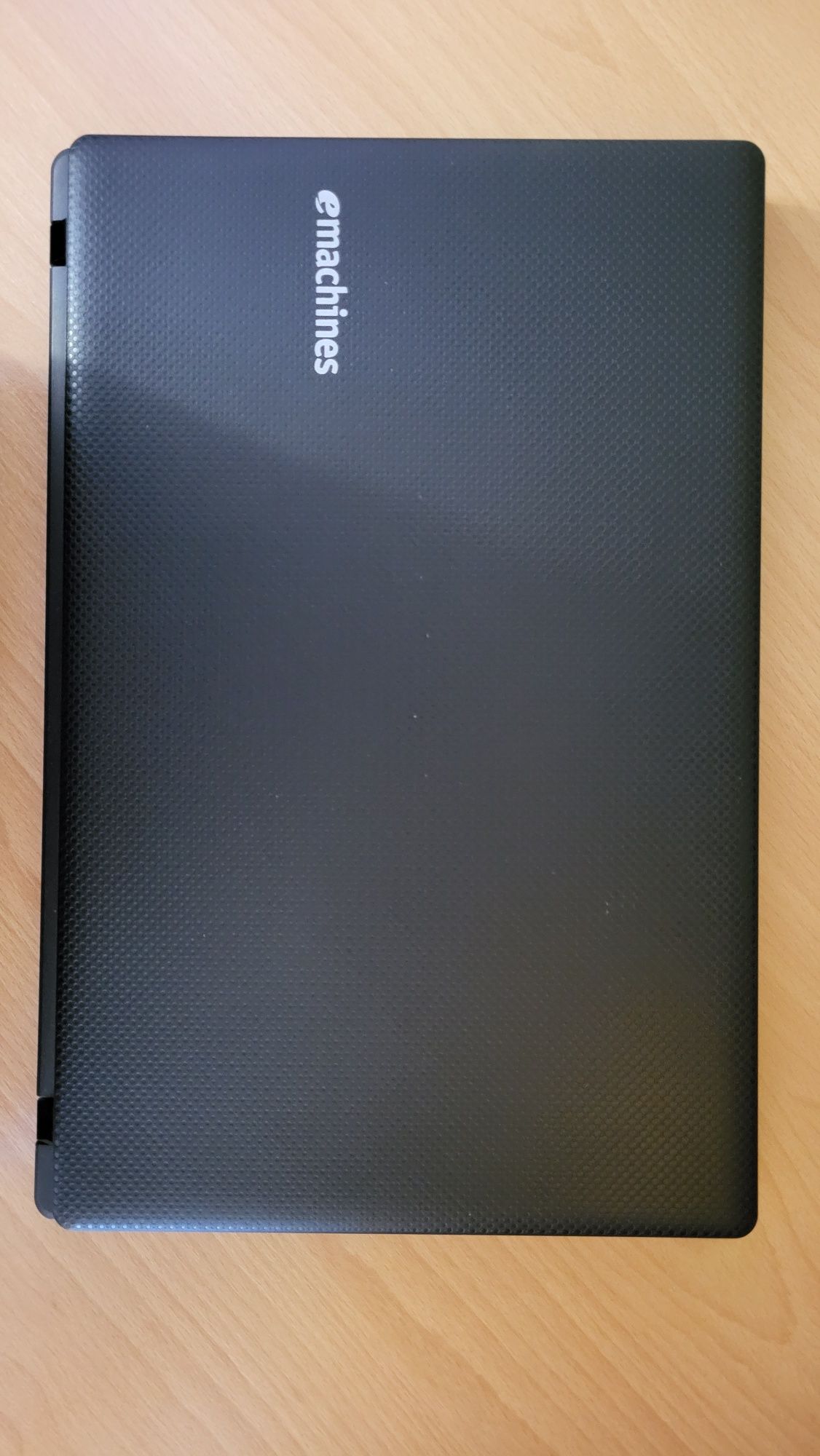 Ноутбук Acer Emachines Core I5, SSD + HDD, 8Gb ОЗУ