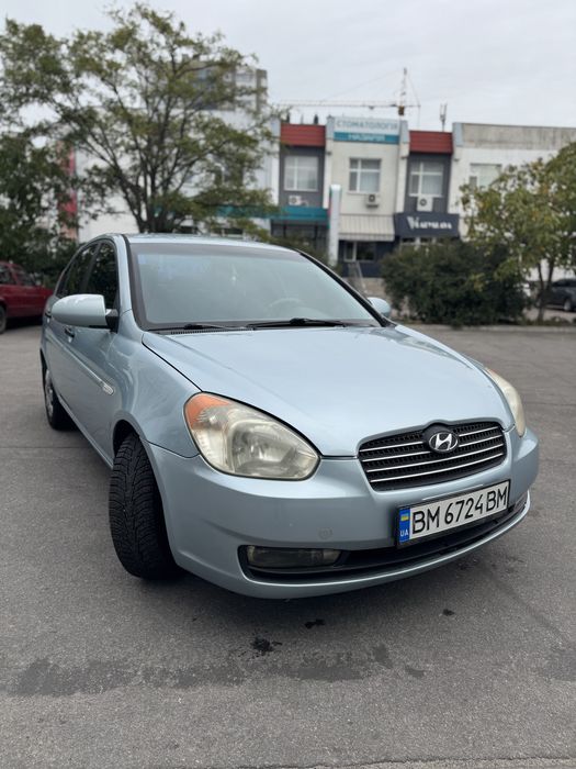 Хундай акцент третього покоління Hyundai Accent 2008