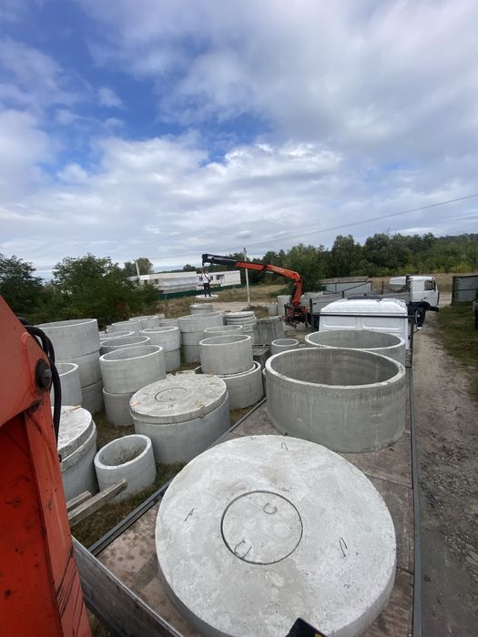 Бетонні кільця продаж,доставка,монтаж