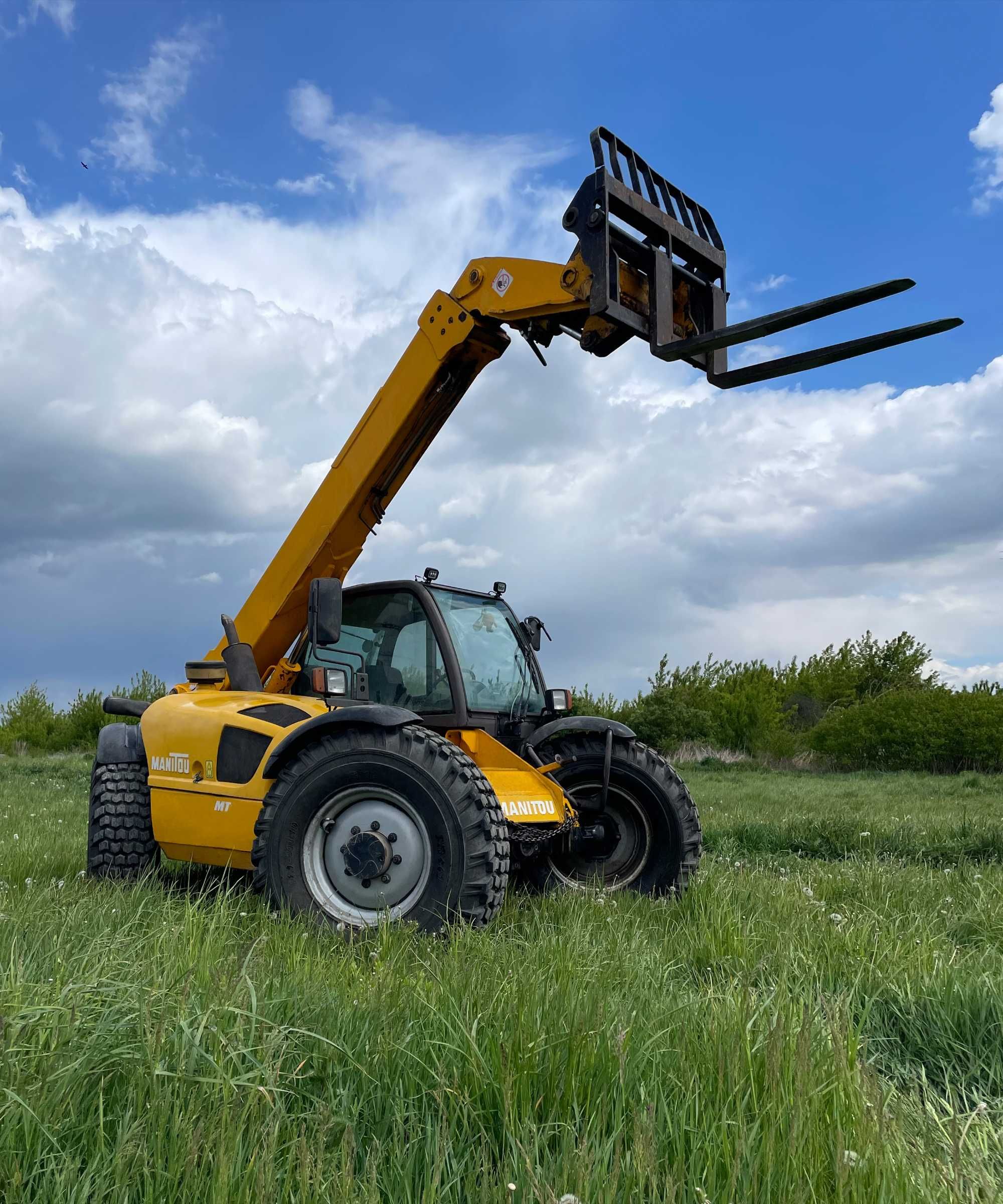 Оренда навантажувача Manitou , Маніту - телескопічний навантажувач