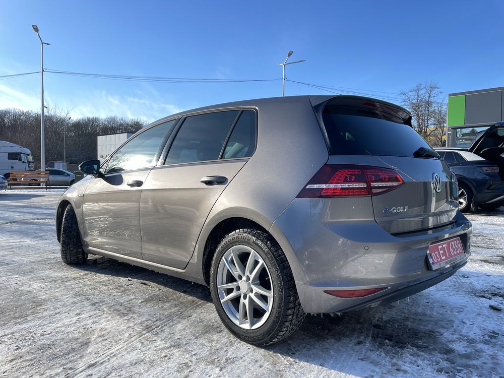 Volkswagen E-Golf 2015 рік 24 кВ