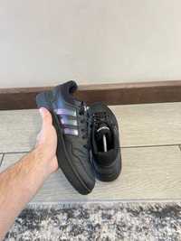 Унісекс кросівки оригінальні Adidas Hoops 3.0