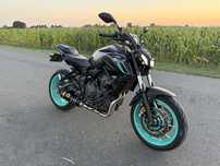 Yamaha MT07 A2 2024r Tablet Arrow Qs Zadbana Midnight Cyan Transport