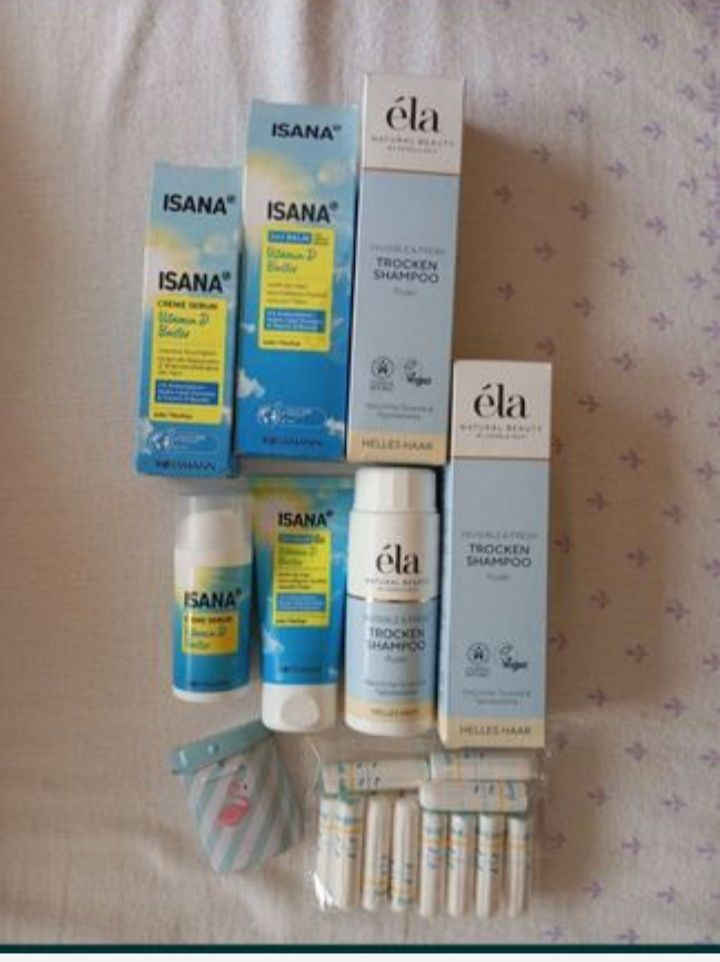 Подводка для глаз, кар-ш для губ,тушь роз. Maybellin+eсть набор,+румян
