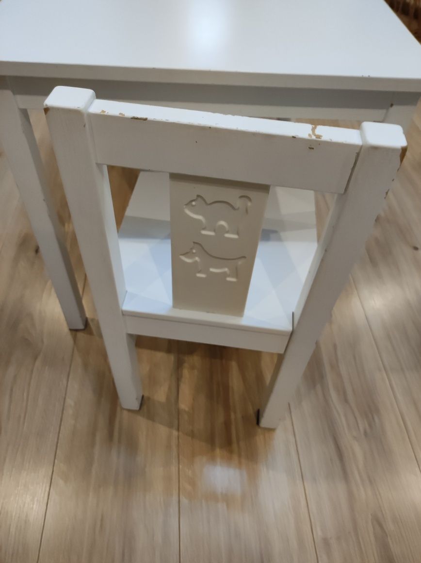 Stolik i krzesełka dla dziecka ikea