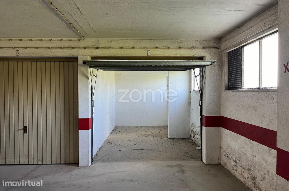 Garagem Box Fechada Queluz