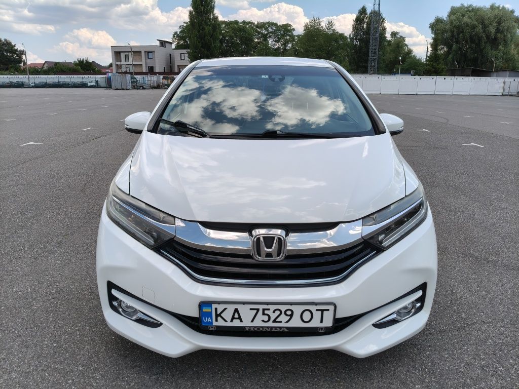 Honda Shuttle 2016, 1.5 гібрид