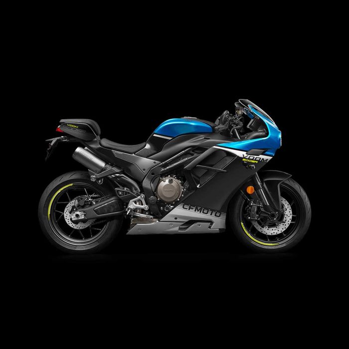 Мотоцикл CFMOTO 500SR VOOM