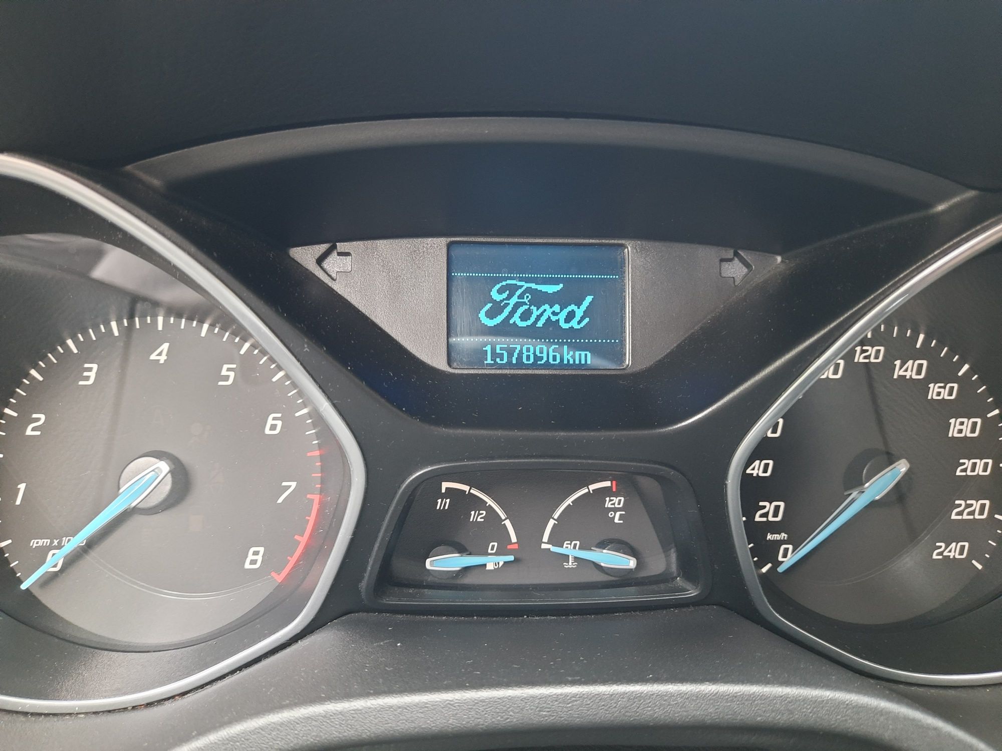 Ford Focus MK3 Salon Polska Oryginalny Niski Przebieg 2 Komplety Kół