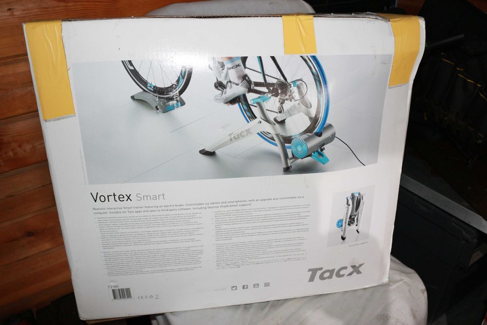 Trenażer TACX Vortex Smart T2180