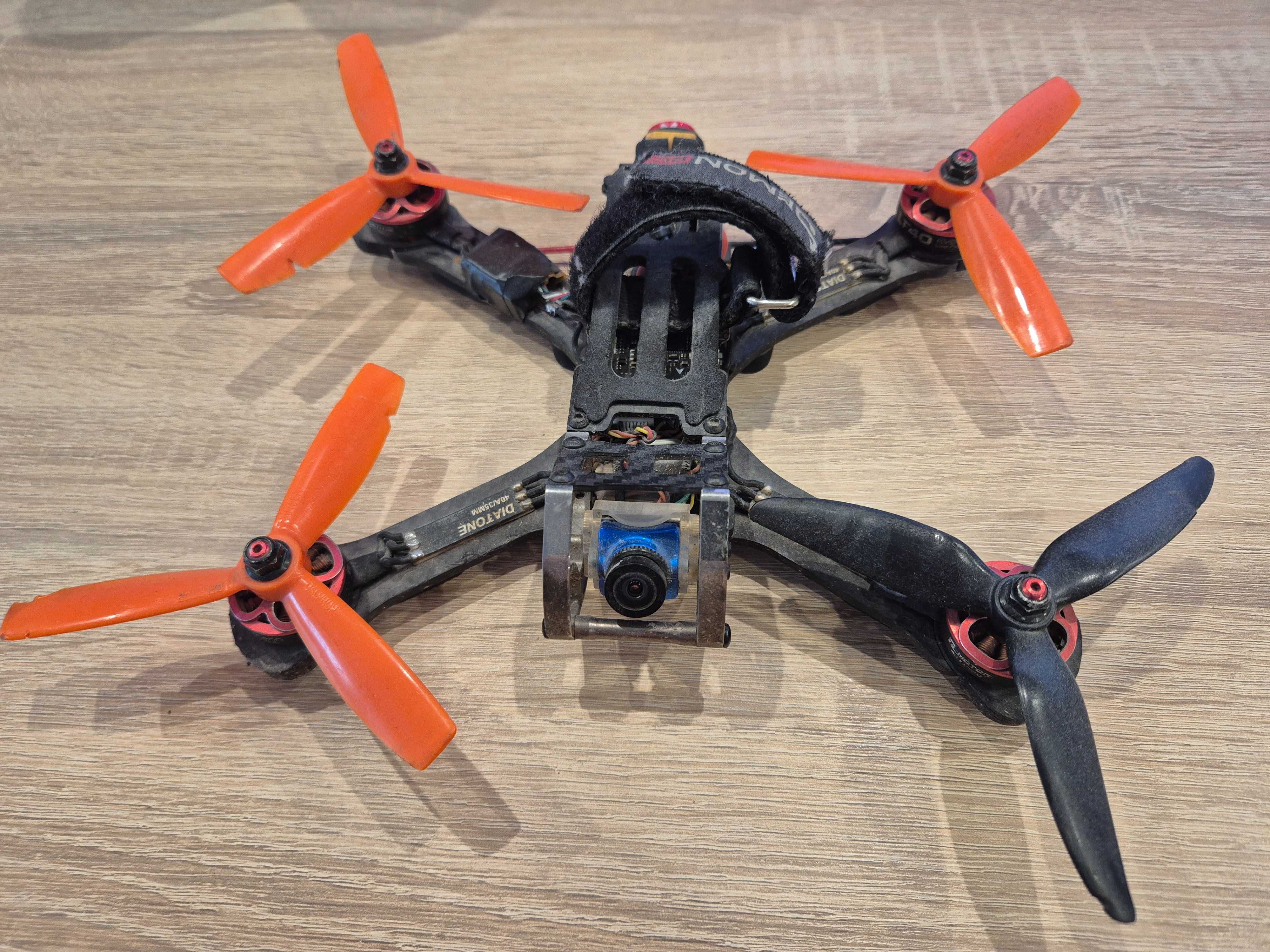 Dron FPV 5'' Armattan Chameleon Ti