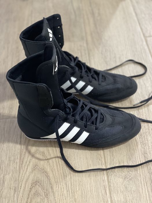 Боксерки adidas boxhog 2