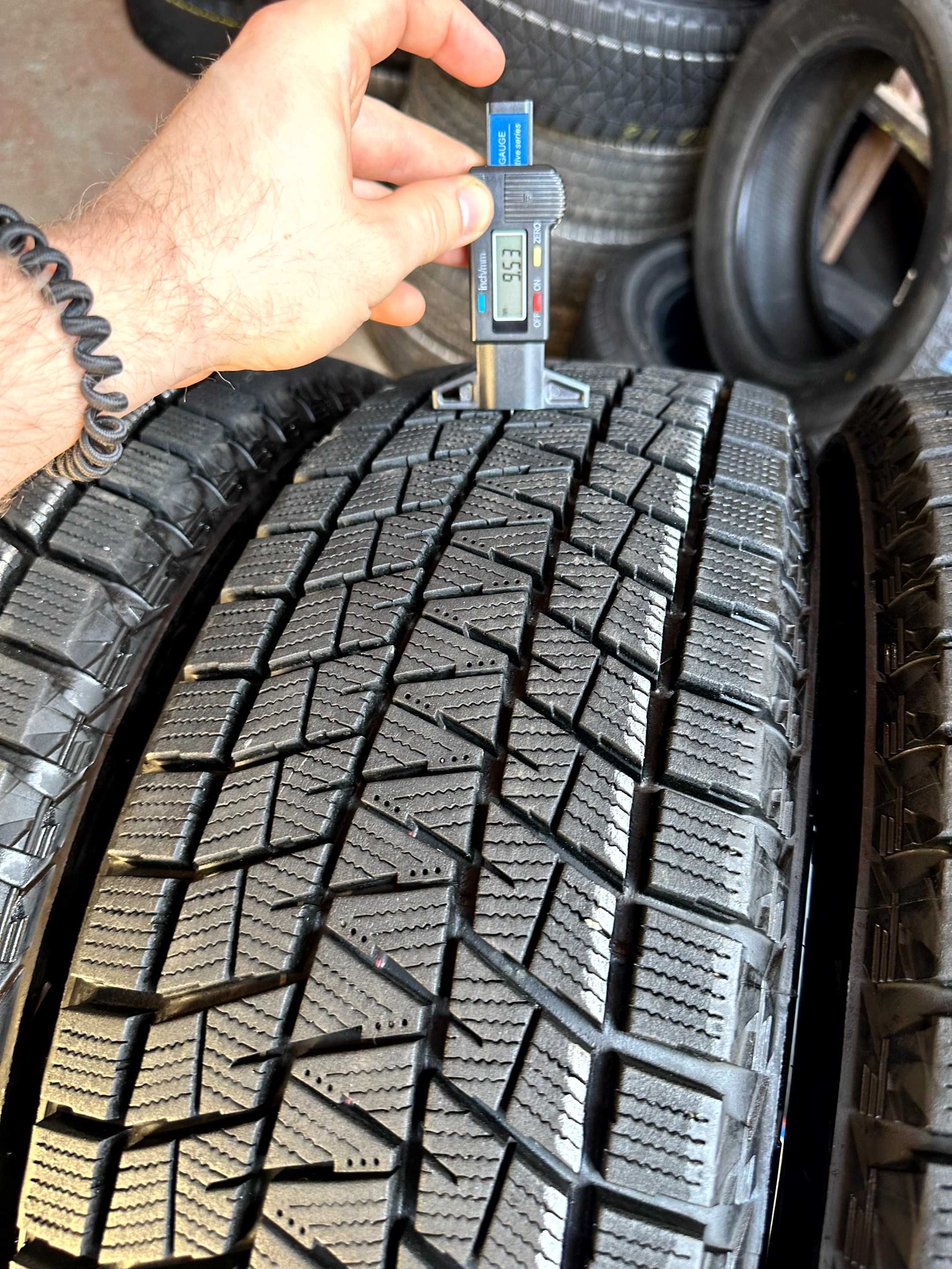 Шины БУ 215 65 R 16 Bridgestone Blizzak DM-V1 Резина зима Япония