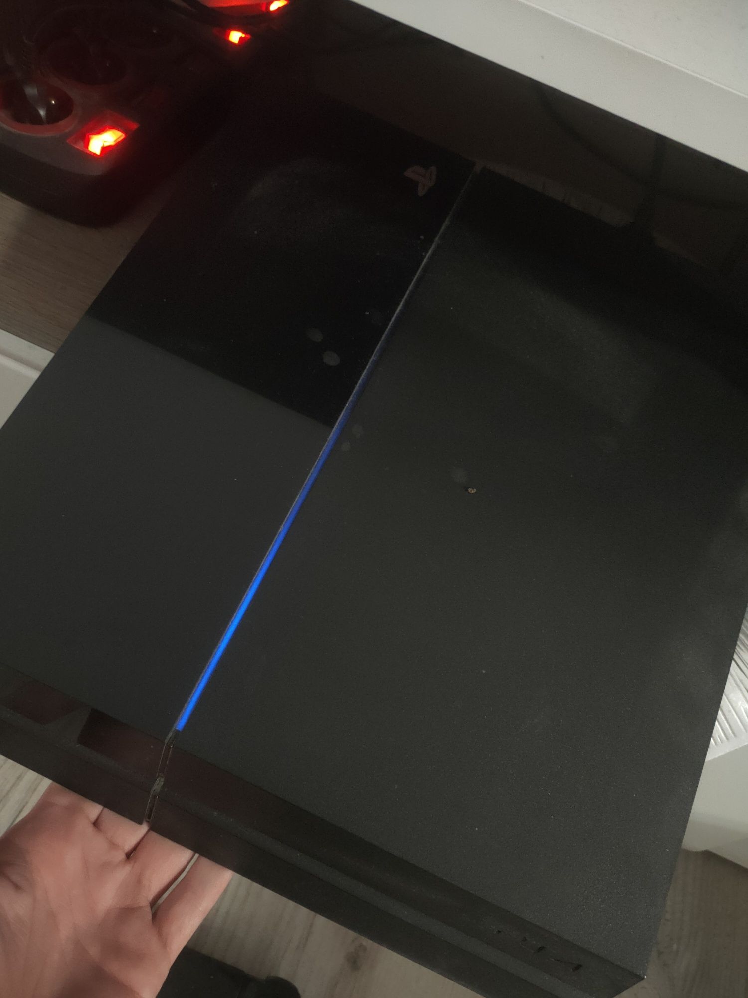 Konsola PS4 pady i gry