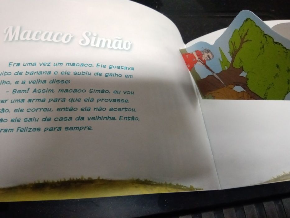 Ninguém segura essa menina!, livrinho com Pop-Ups