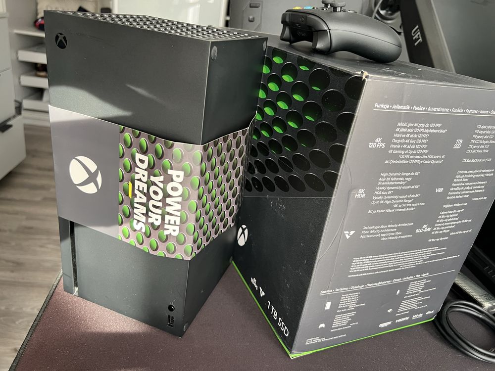 Ігрова консоль  Xbox series x
