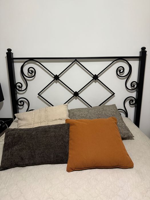 Cama casal em ferro 140x190