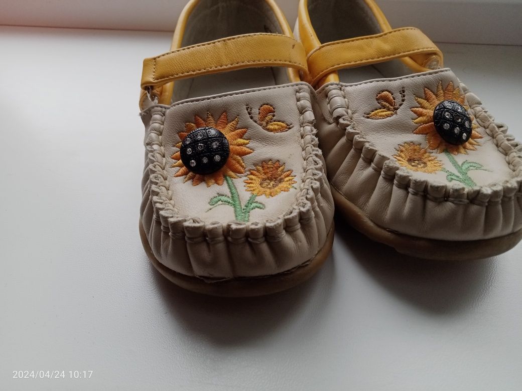 Туфлі, взуття для дівчинки 25
