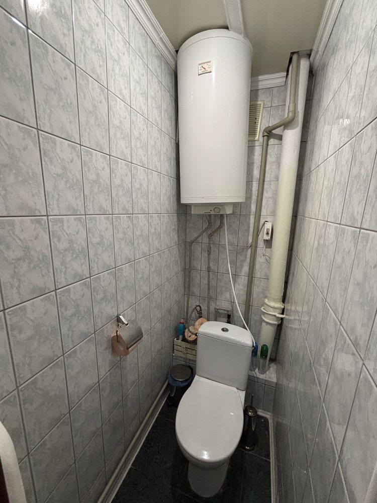 Продается 2 комнатная квартира. Самый центр. Славянск.Можно сертификат