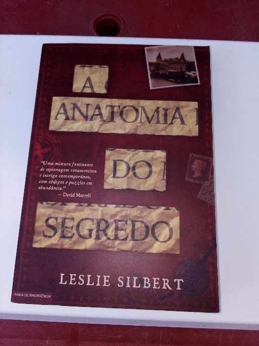 Leslie Silbert,Nikos Kazantzaki, Enid Blyton,Graham Greene, e outros