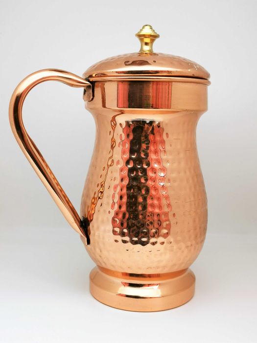 Dzbanek miedziany do wody miedziane 2,2l kuty nr.2