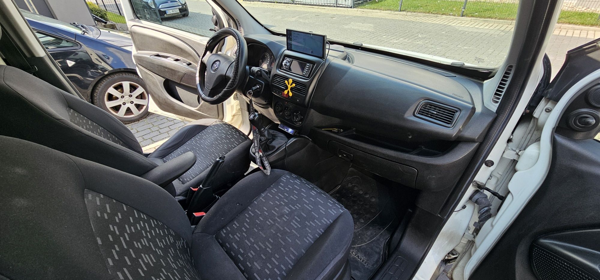 Opel Combo 2012 rok