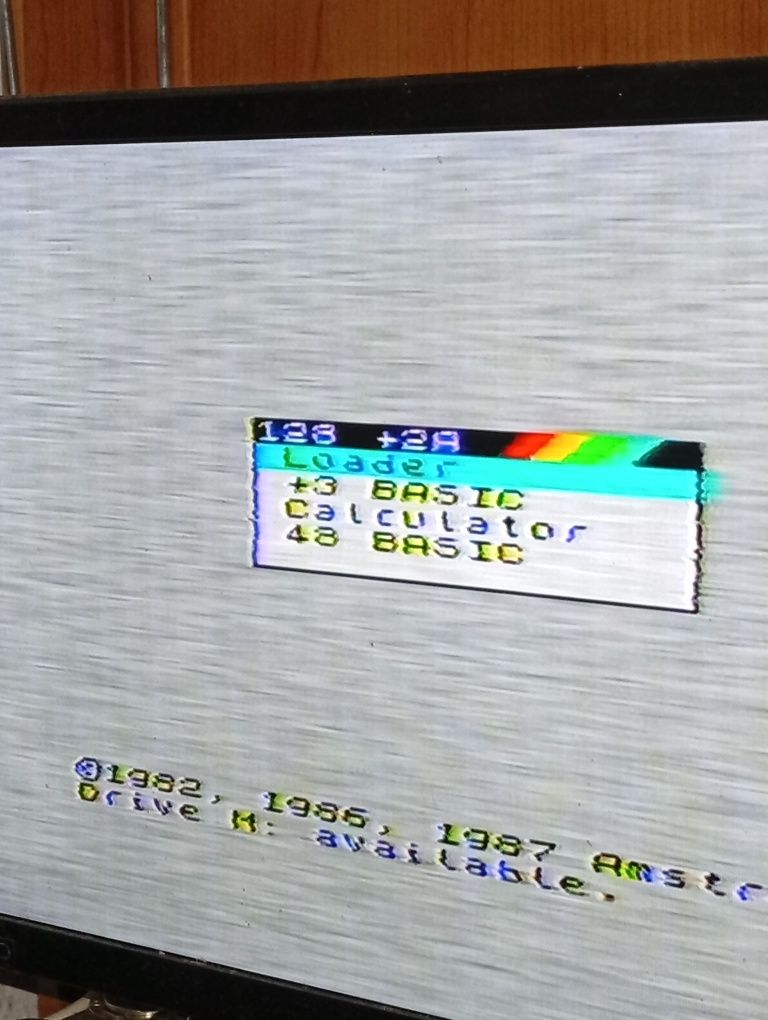 Consola ZX Spectrum 128k com jogos em caixa bem funcional