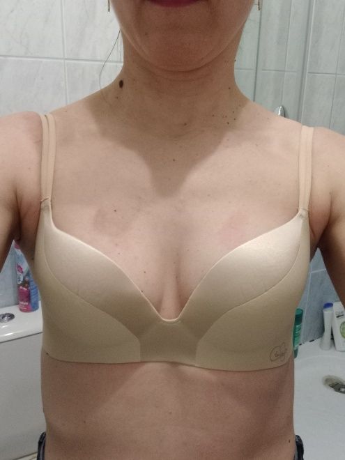 Бесшовный бюстгальтер с пуш ап паралоном.