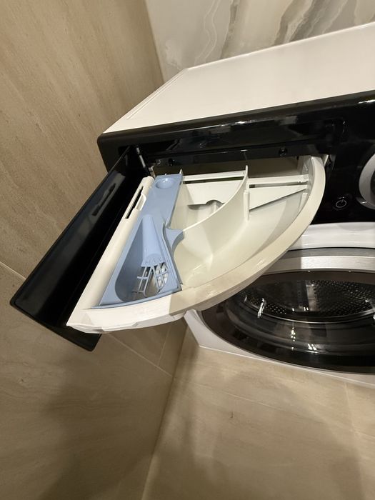 Пральна машина Whirlpool 6 kg 2024